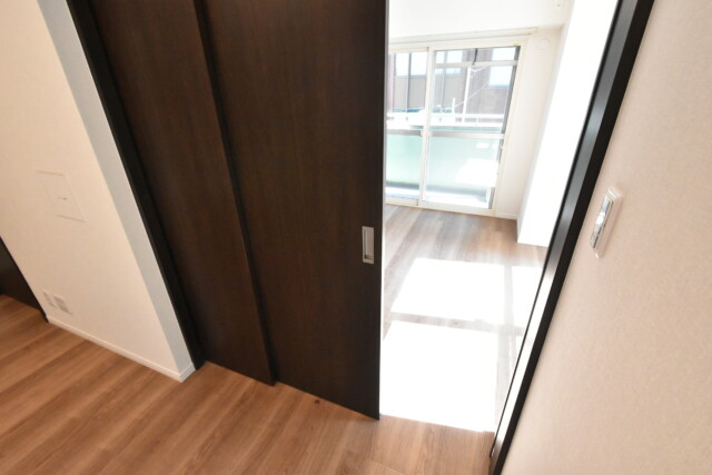 アルテール新宿 洋室2