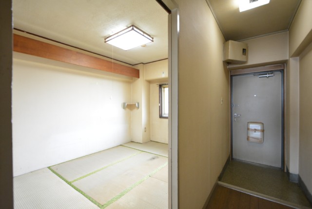 松見坂武蔵野マンション 玄関・和室