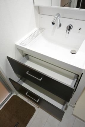 新大橋永谷マンション 洗面室