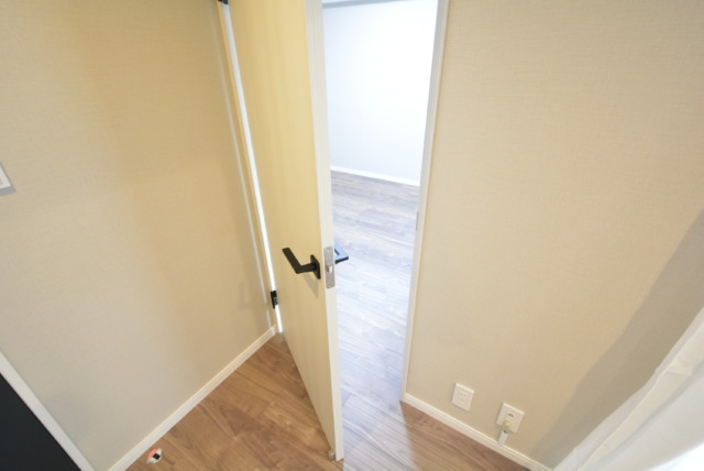 ライオンズマンション広尾第２ 洋室1