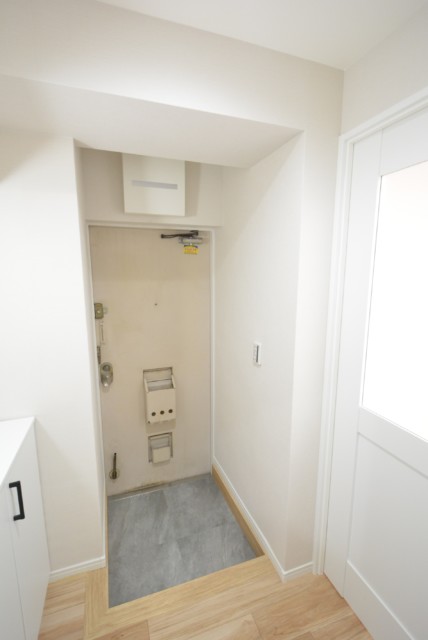 上馬ハイホーム 玄関