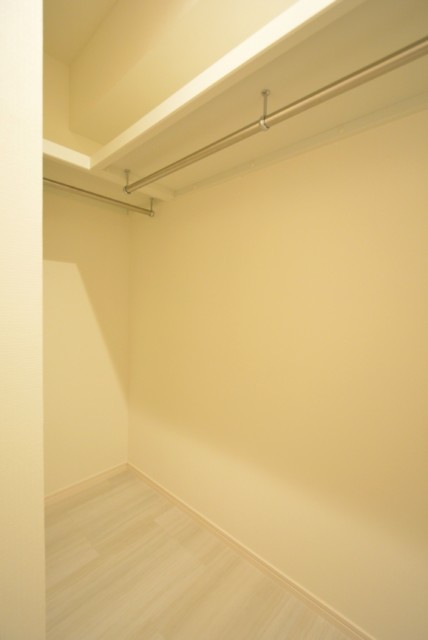 上馬ハイホーム 廊下WIC