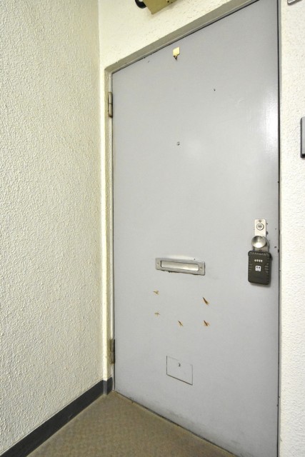 ニュー池尻マンション 玄関