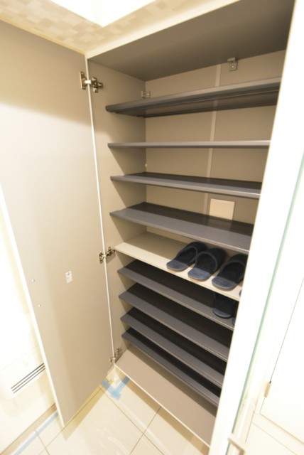 ライオンズマンション護国寺 玄関・廊下