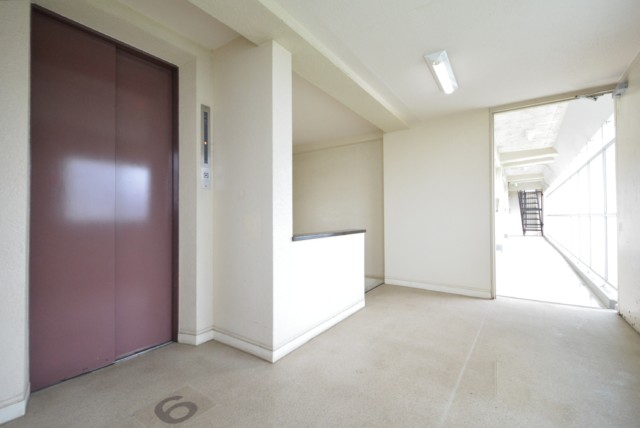 パールハイツ桜上水 玄関