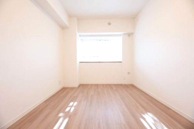 南烏山パーク・ホームズ 洋室2