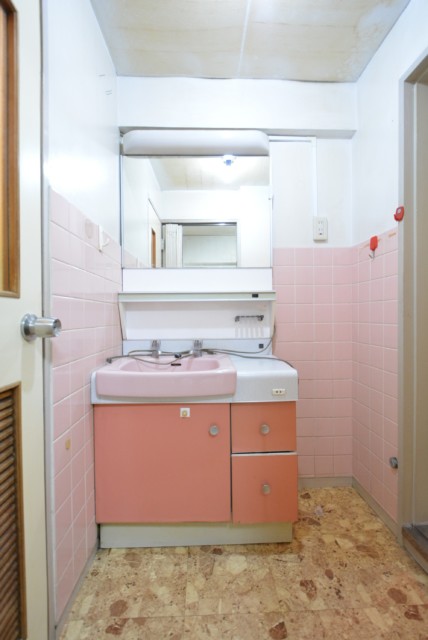 松見坂武蔵野マンション 洗面台