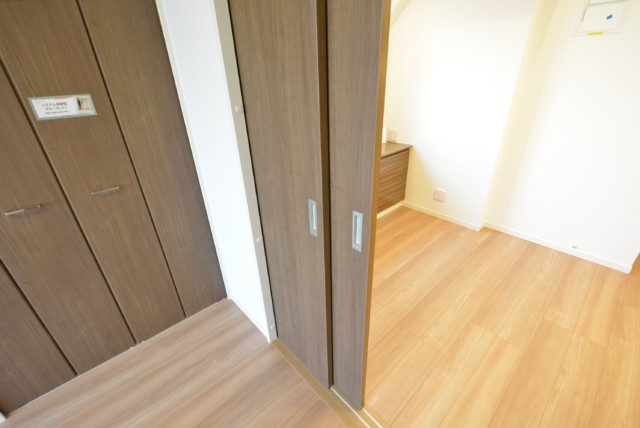 三軒茶屋ターミナルビル LDK+洋室1