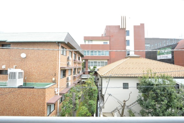 ハイツ千駄ヶ谷 バルコニー