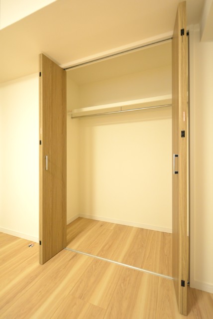 初台中央マンション 洋室1