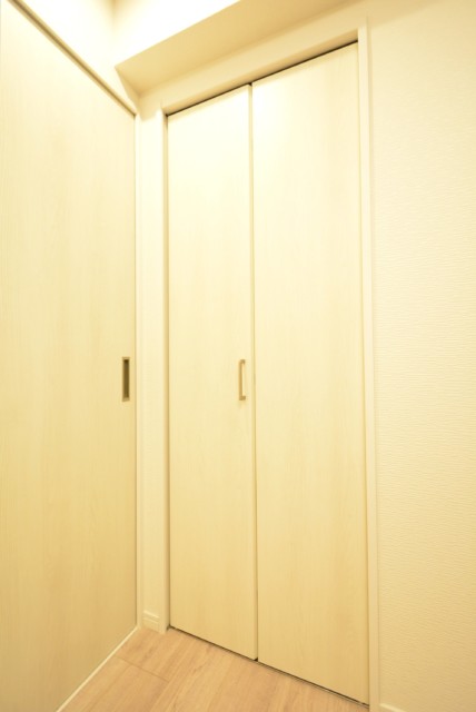 初台中央マンション 洋室2