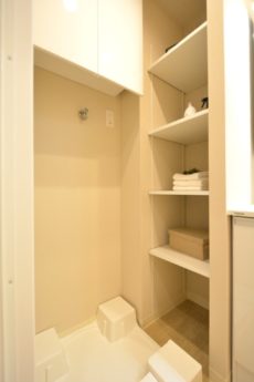 ハイツ千駄ヶ谷 洗面室