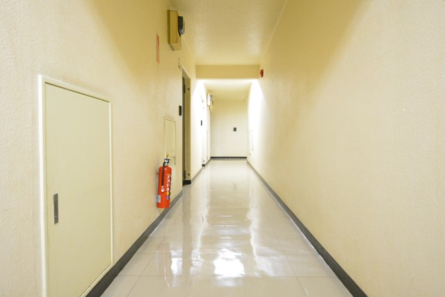 ライオンズマンション広尾第２ 玄関