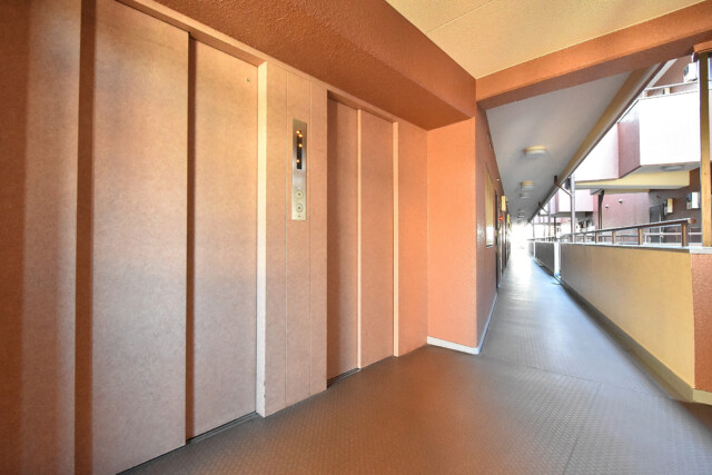 シャンボール小石川 玄関