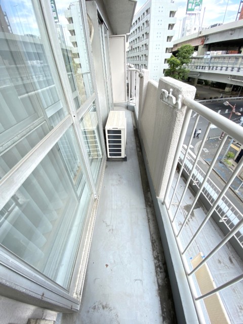 中央ビルディング バルコニー