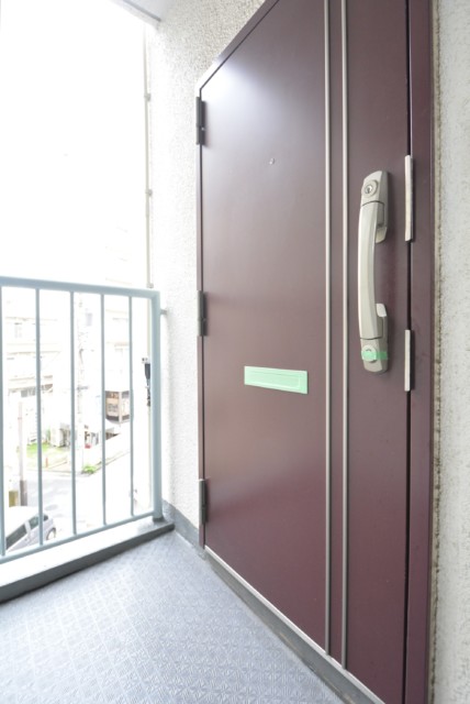 渋谷藤和コープ 玄関