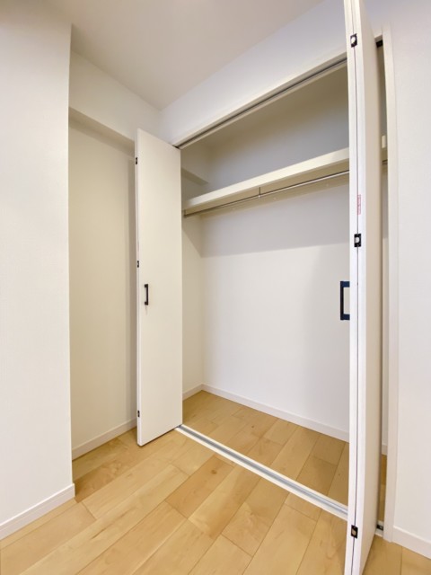 ライオンズマンション西五反田 洋室2