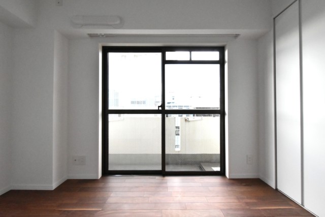 メゾンエクレーレ浜町公園 11階バルコニー