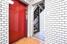 サンロイヤル五反田 玄関