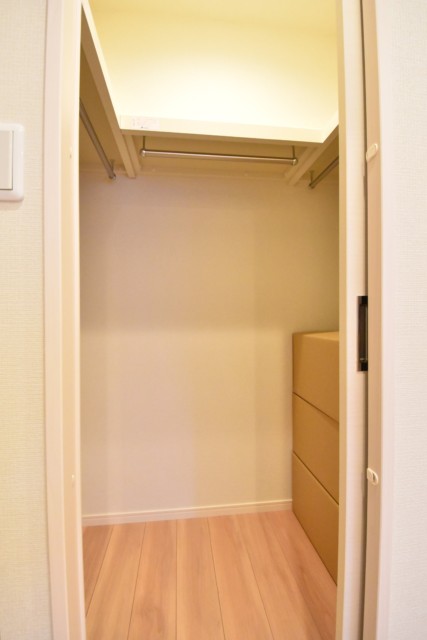 グランドシティ白山 洋室2