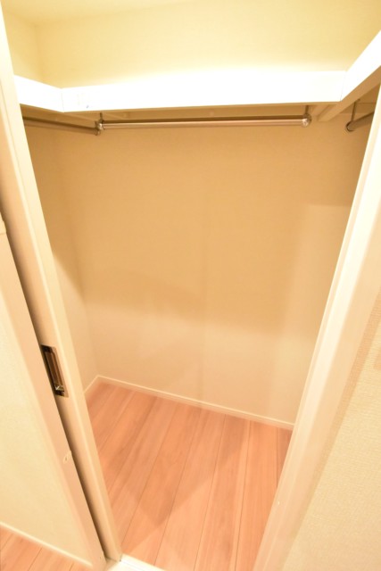 グランドシティ白山 洋室2