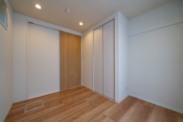 ドム学芸大 (8) ドム学芸大 (8)