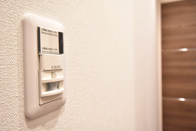 秀和目黒駅前レジデンス 玄関