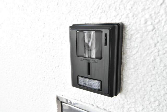 秀和目黒駅前レジデンス 玄関