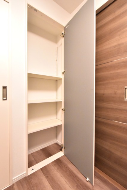 クレべール西新宿 洋室2