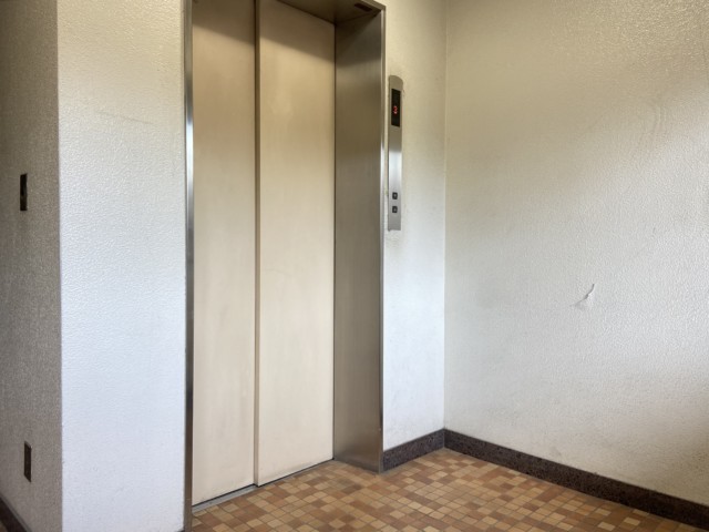 南青山サマリヤマンション 玄関