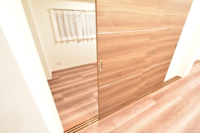 クレべール西新宿 洋室2