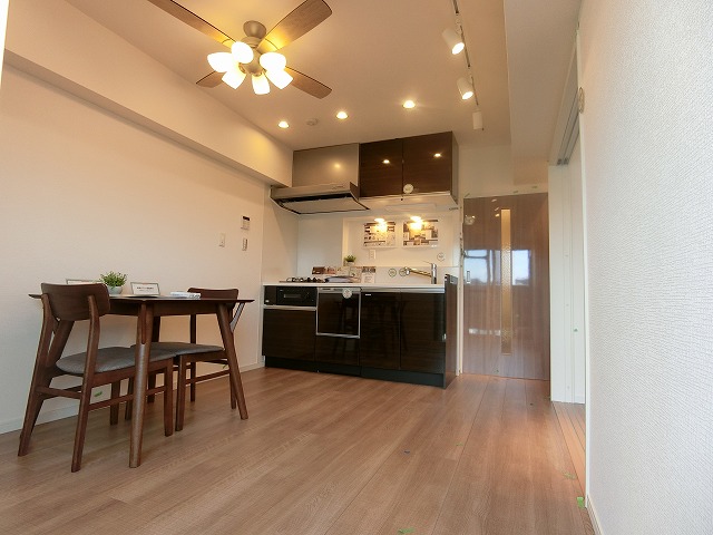 南青山サマリヤマンション2LDK