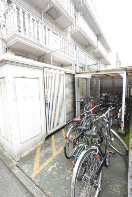 キクエイパレス自由が丘 (17)駐輪場