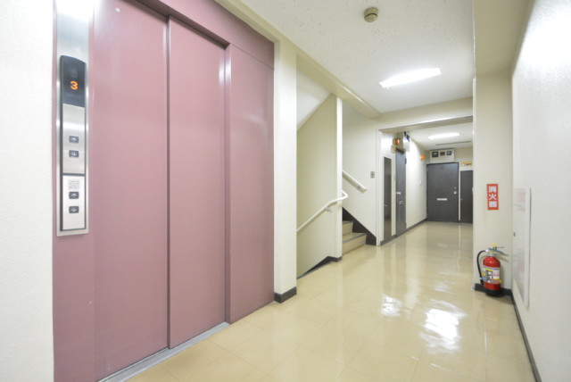 柿の木坂スカイマンション 玄関