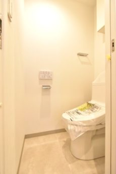 メゾンエクレーレ浜町公園 11階トイレ メゾンエクレーレ浜町公園 11階トイレ