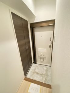 南青山サマリヤマンション 玄関