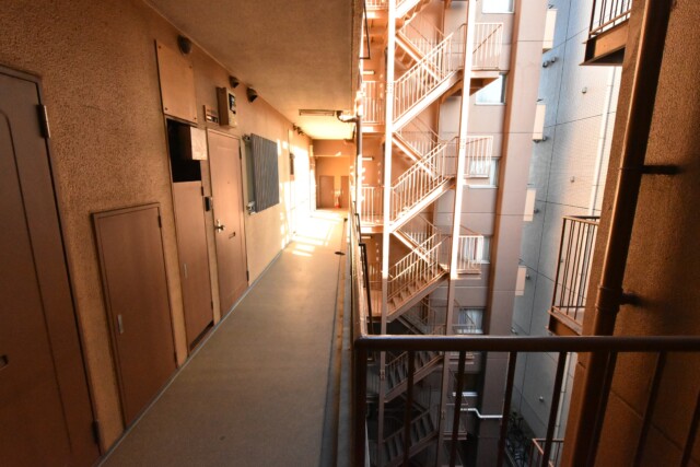 サンハイツ両国 玄関