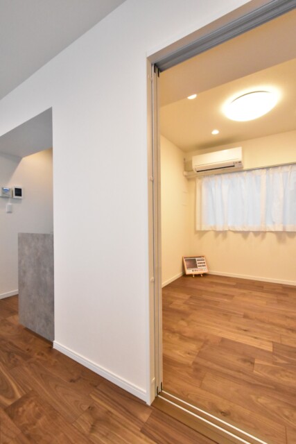 初穂マンションひがし京橋 LDK+洋室2