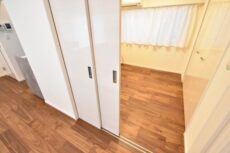 初穂マンションひがし京橋 LDK+洋室2