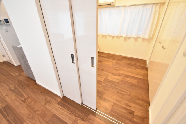 初穂マンションひがし京橋 LDK+洋室2