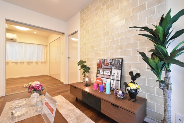 初穂マンションひがし京橋 LDK+洋室2