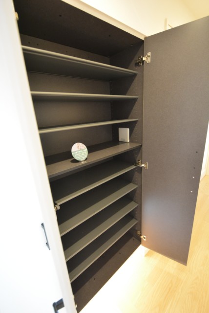 大森駅前住宅２号棟 玄関