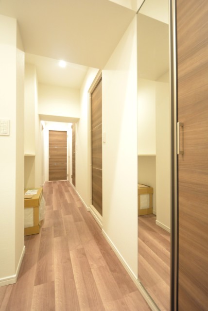 シルバープラザ白山 廊下