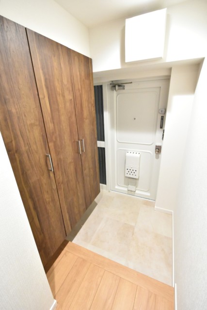 大森駅前住宅１号棟 玄関