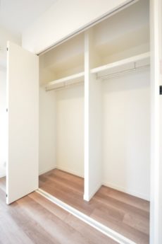 シルバープラザ白山 洋室2