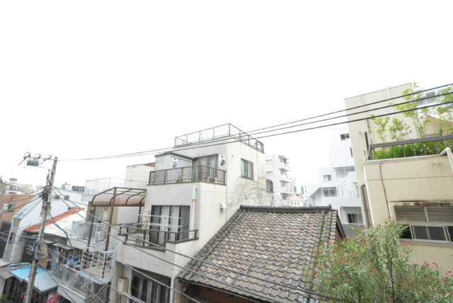 シルバープラザ白山 東側バルコニー