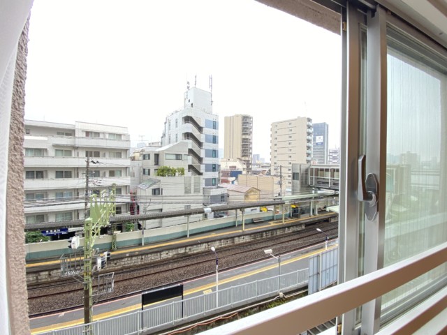 メガロン御殿山 洋室1