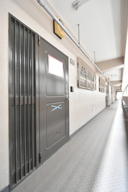 大森駅前住宅１号棟 玄関