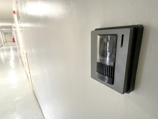 メガロン御殿山 玄関