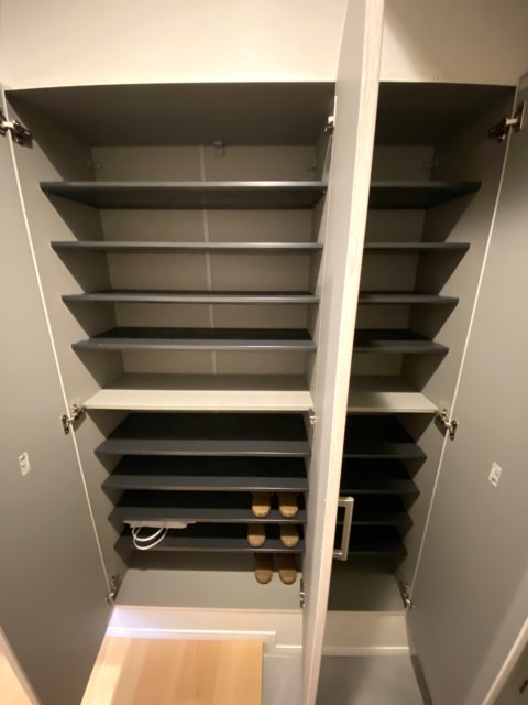 メガロン御殿山 玄関